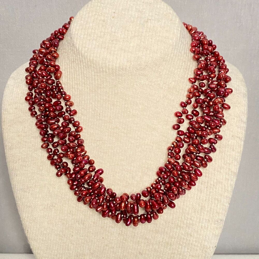💎Red Seed Bead Necklace Layered Corn-Like Kernels With Silvery Iridencent Flower